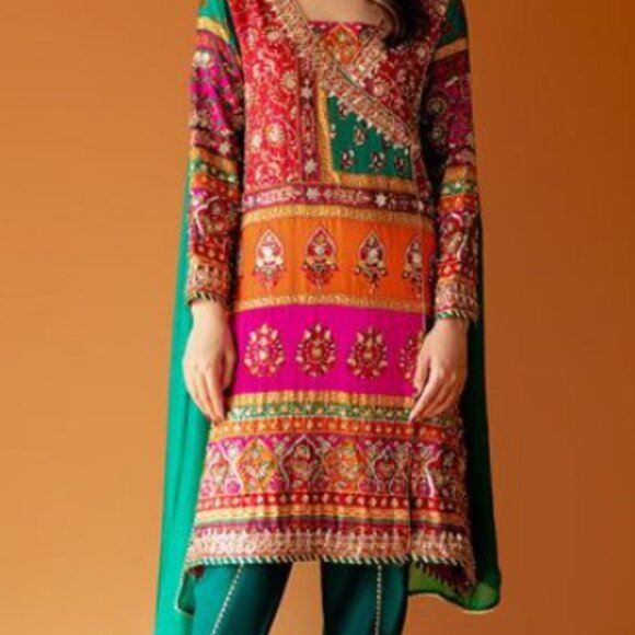 Sammy K – Gul Bano Embellished Silk Shirt - Picture 4 of 5